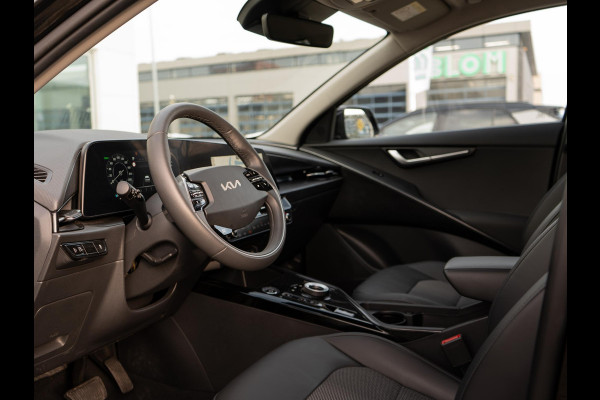 Kia Niro EV Light Advanced 64.8 kWh | Stoelverwarming | Navigatie | Carplay | Adapt. Cruise | Climate | Keyless | Camera