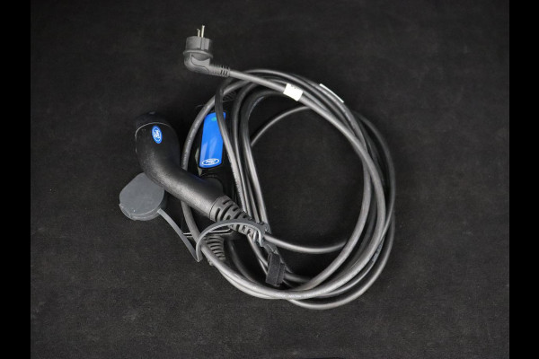 Ford Kuga 2.5 PHEV ST-Line | Panoramadak | Stoelverwarming | Adaptive cruise | 360 Camera | Leder/Alcantara | Full LED | Achterbankverwarming | Navigatie | Climate control | Plug In