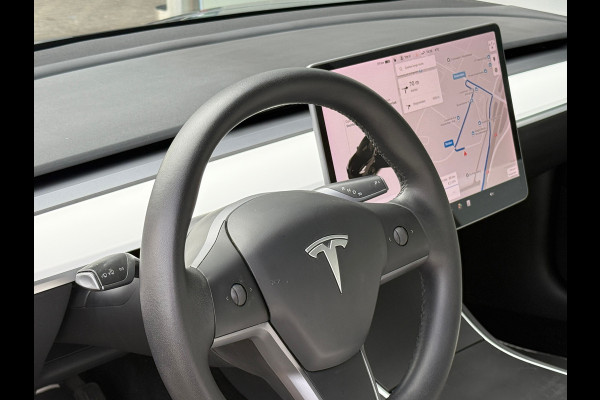 Tesla Model 3 Standard RWD Plus 60 kWh Autopilot 2020