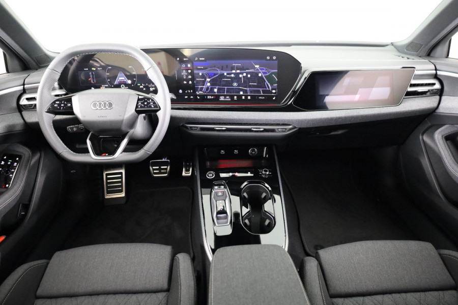 Audi A5 Avant 2.0 TFSI S edition 150pk | Matrix Led verlichting | Rondzicht camera | Keyless entry | 19 inch lichtmetalen velgen | S-line