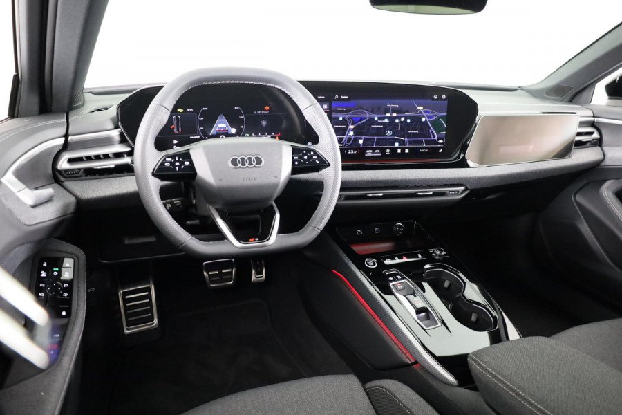 Audi A5 Avant 2.0 TFSI S edition 150pk | Matrix Led verlichting | Rondzicht camera | Keyless entry | 19 inch lichtmetalen velgen | S-line