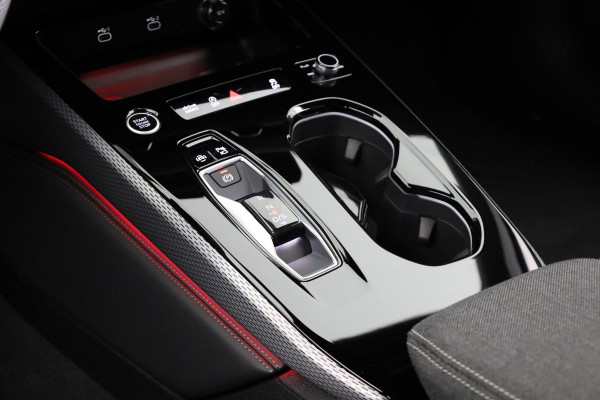 Audi A5 Avant 2.0 TFSI S edition 150pk | Matrix Led verlichting | Rondzicht camera | Keyless entry | 19 inch lichtmetalen velgen | S-line