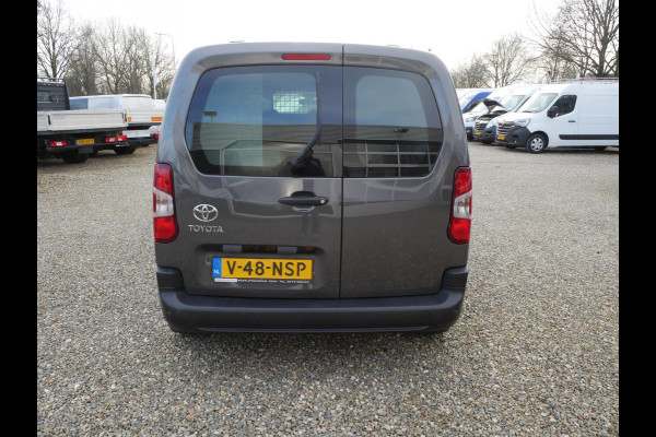 Toyota PROACE CITY 1.2 Turbo Cool Comfort 120PK, L1, Benzine, Airco, 3-zitter