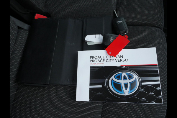 Toyota PROACE CITY 1.2 Turbo Cool Comfort 120PK, L1, Benzine, Airco, 3-zitter