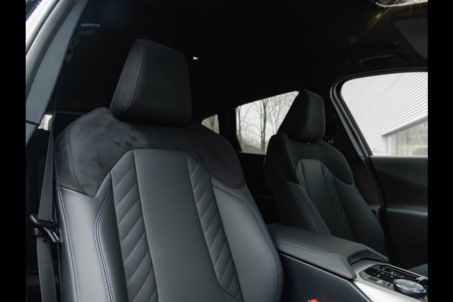 BMW X3 30e xDrive M-Sport - Trekhaak - ACC - 360° Camera - Harman Kardon