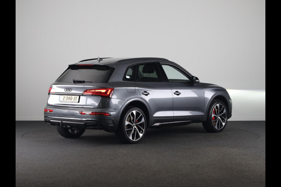 Audi Q5 50 TFSI e S edition Competition 299pk | Adaptieve cruise controle | Stoelverwarming | 21 inch Lichtmetalen velgen | Navigatie