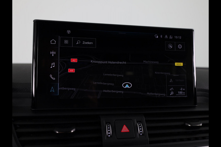 Audi Q5 50 TFSI e S edition Competition 299pk | Adaptieve cruise controle | Stoelverwarming | 21 inch Lichtmetalen velgen | Navigatie