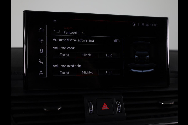 Audi Q5 50 TFSI e S edition Competition 299pk | Adaptieve cruise controle | Stoelverwarming | 21 inch Lichtmetalen velgen | Navigatie