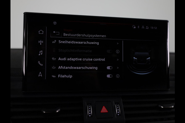 Audi Q5 50 TFSI e S edition Competition 299pk | Adaptieve cruise controle | Stoelverwarming | 21 inch Lichtmetalen velgen | Navigatie