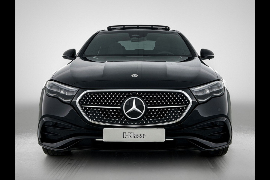 Mercedes-Benz E-Klasse 300 e Sport Edition | Trekhaak | Nightpakket | GUARD 360° vehicle protection Plus | Adaptieve Cruisecontrol | Digital Light | 360° camera | Panoramaschuifdak | Augmented Reality navigatie |