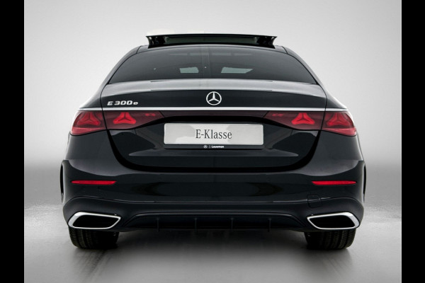 Mercedes-Benz E-Klasse 300 e Sport Edition | Trekhaak | Nightpakket | GUARD 360° vehicle protection Plus | Adaptieve Cruisecontrol | Digital Light | 360° camera | Panoramaschuifdak | Augmented Reality navigatie |