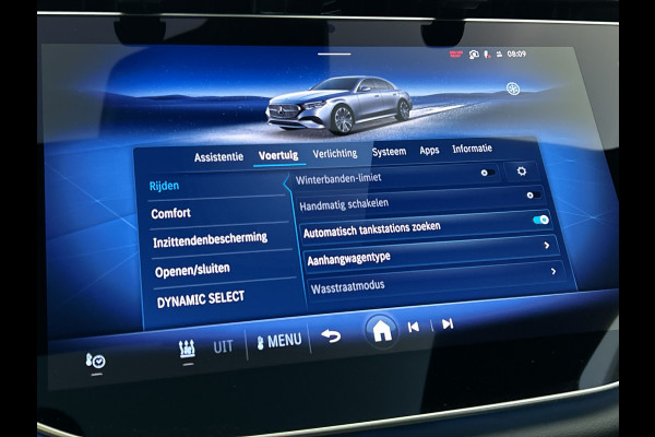 Mercedes-Benz E-Klasse 300 e Sport Edition | Trekhaak | Nightpakket | GUARD 360° vehicle protection Plus | Adaptieve Cruisecontrol | Digital Light | 360° camera | Panoramaschuifdak | Augmented Reality navigatie |