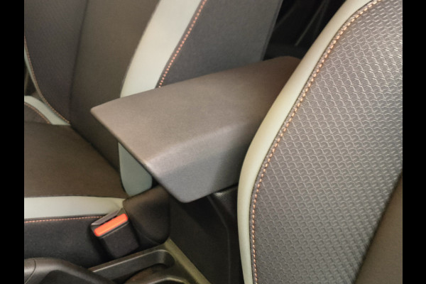 Dacia Duster 1.6 Hybrid 140 Extreme Automaat Rijklaar + Fabrieksgarantie tot 05-2027 Henk Jongen Auto's in Helmond,  al 50 jaar service zoals 't hoort!