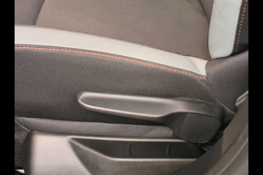 Dacia Duster 1.6 Hybrid 140 Extreme Automaat Rijklaar + Fabrieksgarantie tot 05-2027 Henk Jongen Auto's in Helmond,  al 50 jaar service zoals 't hoort!