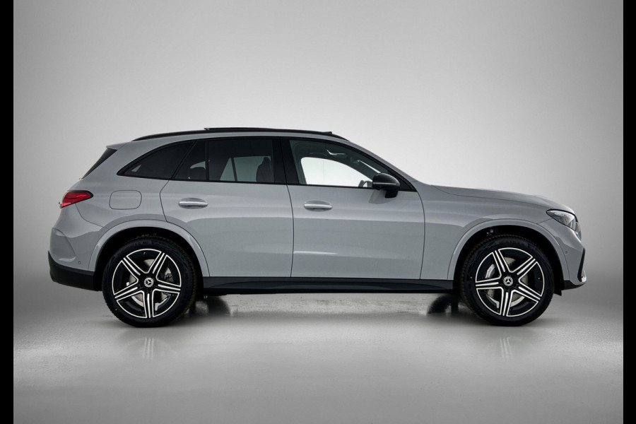 Mercedes-Benz GLC 300e 4MATIC Sport Edition | AMG Premium | Winter pakket | Nightpakket | Rijassistentiepakket Plus | Trekhaak | DIGITAL LIGHT | Parkeerpakket met 360°-camera |