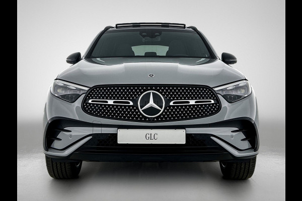 Mercedes-Benz GLC 300e 4MATIC Sport Edition | AMG Premium | Winter pakket | Nightpakket | Rijassistentiepakket Plus | Trekhaak | DIGITAL LIGHT | Parkeerpakket met 360°-camera |