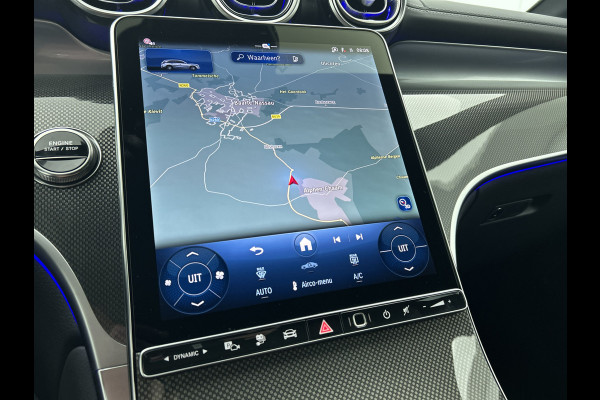 Mercedes-Benz GLC 300e 4MATIC Sport Edition | AMG Premium | Winter pakket | Nightpakket | Rijassistentiepakket Plus | Trekhaak | DIGITAL LIGHT | Parkeerpakket met 360°-camera |