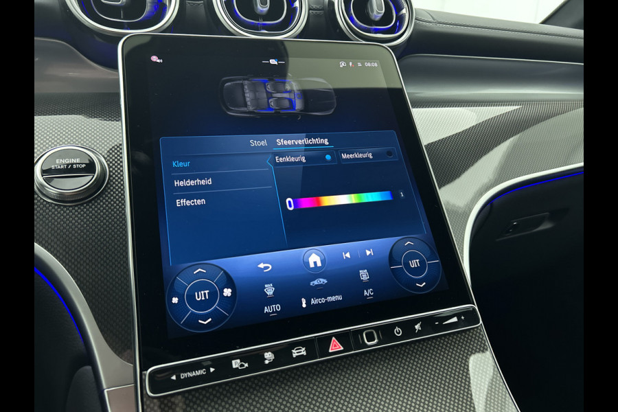 Mercedes-Benz GLC 300e 4MATIC Sport Edition | AMG Premium | Winter pakket | Nightpakket | Rijassistentiepakket Plus | Trekhaak | DIGITAL LIGHT | Parkeerpakket met 360°-camera |