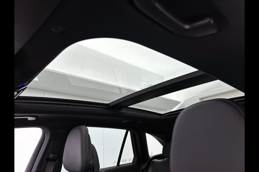 Mercedes-Benz GLC 300e 4MATIC Sport Edition | Premium Plus | Stoelventilatie/- verwarming voor | Trekhaak | Rijassistentiepakket Plus | Nightpakket | Winter pakket | Burmester® 3D surround sound systeem |