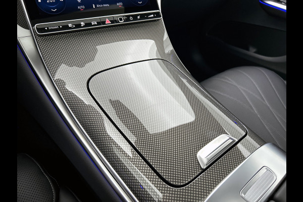 Mercedes-Benz GLC 300e 4MATIC Sport Edition | Premium Plus | Stoelventilatie/- verwarming voor | Trekhaak | Rijassistentiepakket Plus | Nightpakket | Winter pakket | Burmester® 3D surround sound systeem |