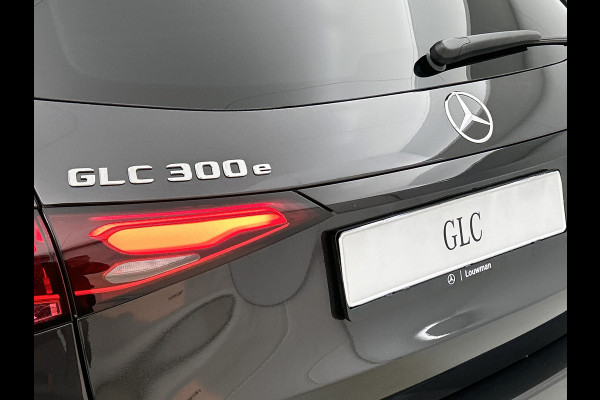 Mercedes-Benz GLC 300e 4MATIC Sport Edition | Premium Plus | Stoelventilatie/- verwarming voor | Trekhaak | Rijassistentiepakket Plus | Nightpakket | Winter pakket | Burmester® 3D surround sound systeem |