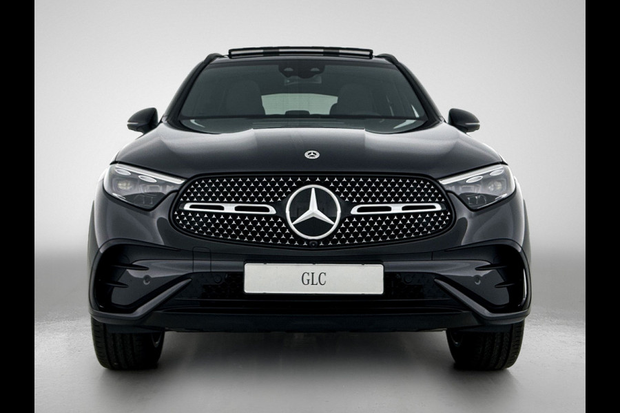 Mercedes-Benz GLC 300e 4MATIC Sport Edition | Premium Plus | Stoelventilatie/- verwarming voor | Trekhaak | Rijassistentiepakket Plus | Nightpakket | Winter pakket | Burmester® 3D surround sound systeem |