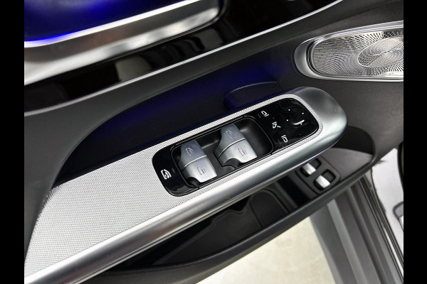 Mercedes-Benz GLC 300e 4MATIC Sport Edition | Premium Plus | Stoelventilatie/- verwarming voor | Trekhaak | Rijassistentiepakket Plus | Nightpakket | Winter pakket | Burmester® 3D surround sound systeem |