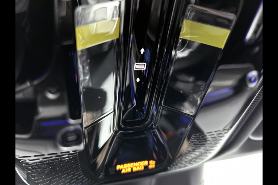 Mercedes-Benz GLC 300e 4MATIC Sport Edition | Premium Plus | Stoelventilatie/- verwarming voor | Trekhaak | Rijassistentiepakket Plus | Nightpakket | Winter pakket | Burmester® 3D surround sound systeem |