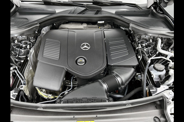 Mercedes-Benz GLC 300e 4MATIC Sport Edition | Premium Plus | Stoelventilatie/- verwarming voor | Trekhaak | Rijassistentiepakket Plus | Nightpakket | Winter pakket | Burmester® 3D surround sound systeem |