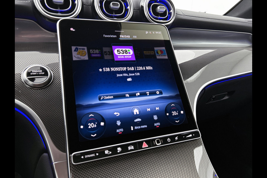 Mercedes-Benz GLC 300e 4MATIC Sport Edition | Premium Plus | Stoelventilatie/- verwarming voor | Trekhaak | Rijassistentiepakket Plus | Nightpakket | Winter pakket | Burmester® 3D surround sound systeem |