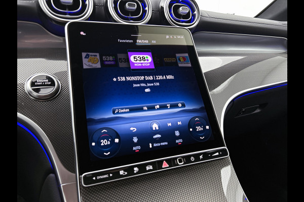 Mercedes-Benz GLC 300e 4MATIC Sport Edition | Premium Plus | Stoelventilatie/- verwarming voor | Trekhaak | Rijassistentiepakket Plus | Nightpakket | Winter pakket | Burmester® 3D surround sound systeem |