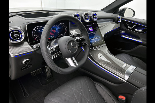 Mercedes-Benz GLC 300e 4MATIC Sport Edition | Premium Plus | Stoelventilatie/- verwarming voor | Trekhaak | Rijassistentiepakket Plus | Nightpakket | Winter pakket | Burmester® 3D surround sound systeem |