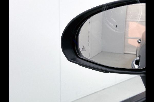Mercedes-Benz GLC 300e 4MATIC Sport Edition | Premium Plus | Stoelventilatie/- verwarming voor | Trekhaak | Rijassistentiepakket Plus | Nightpakket | Winter pakket | Burmester® 3D surround sound systeem |