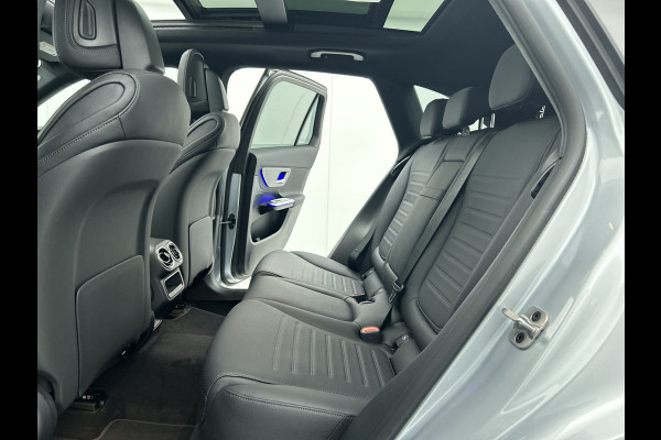 Mercedes-Benz GLC 300e 4MATIC Sport Edition | Premium pakket | Trekhaak | Nightpakket | Augmented Reality Navigation | Digital Light | Smartphone-integratie | 360° camera | Memorypakket |