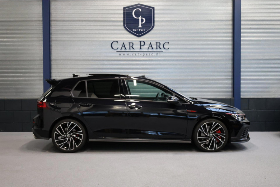 Volkswagen Golf 2.0 TSI GTI Clubsport 301+PK LED+IQ/PANO/HALF LEER+ALCANTARA+S.VERWARMING/19"/CAM/LINE/ACC/ECC/12 MND GARANTIE!
