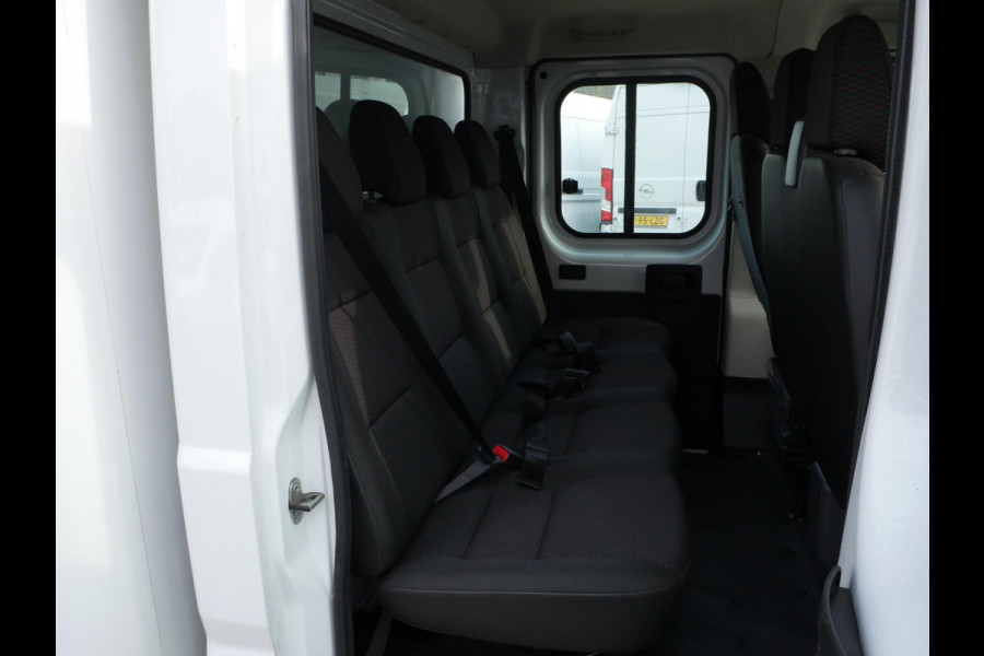 Opel Movano 2.2D 140PK, L4, Dubbel Cabine, Airco, Meubelbak L*B*H = 360*210*220 / Lat om lat betimmering / 2 x Lading vastzetrail op 100 en 207 cm