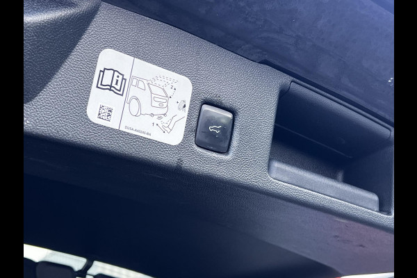 Ford Kuga 1.5 EcoBoost ST-Line X | Cruise Control | Elektrisch uitklapbare trekhaak | Achteruitrijcamera