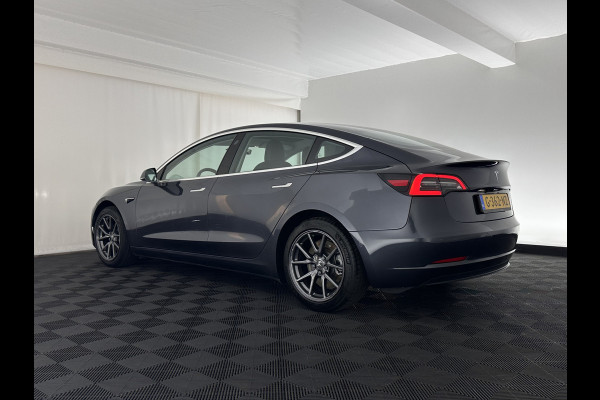 Tesla Model 3 Standard RWD Plus 60 kWh [ 3-Fase ] (INCL-BTW) Aut. *PANO | AUTO-PILOT | LEATHER | KEYLESS | FULL-LED | MEMORY-PACK | TOP-VIEW | DAB | CARPLAY | DIGI-COCKPIT | LANE-ASSIST | COMFORT-SEATS | 18"ALU*
