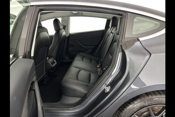 Tesla Model 3 Standard RWD Plus 60 kWh [ 3-Fase ] (INCL-BTW) Aut. *PANO | AUTO-PILOT | LEATHER | KEYLESS | FULL-LED | MEMORY-PACK | TOP-VIEW | DAB | CARPLAY | DIGI-COCKPIT | LANE-ASSIST | COMFORT-SEATS | 18"ALU*