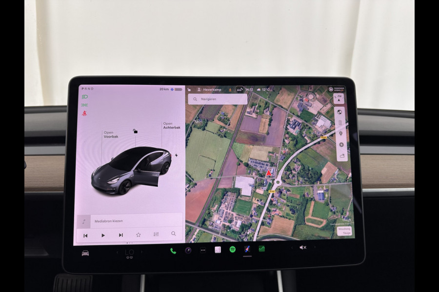 Tesla Model 3 Standard RWD Plus 60 kWh [ 3-Fase ] (INCL-BTW) Aut. *PANO | AUTO-PILOT | LEATHER | KEYLESS | FULL-LED | MEMORY-PACK | TOP-VIEW | DAB | CARPLAY | DIGI-COCKPIT | LANE-ASSIST | COMFORT-SEATS | 18"ALU*