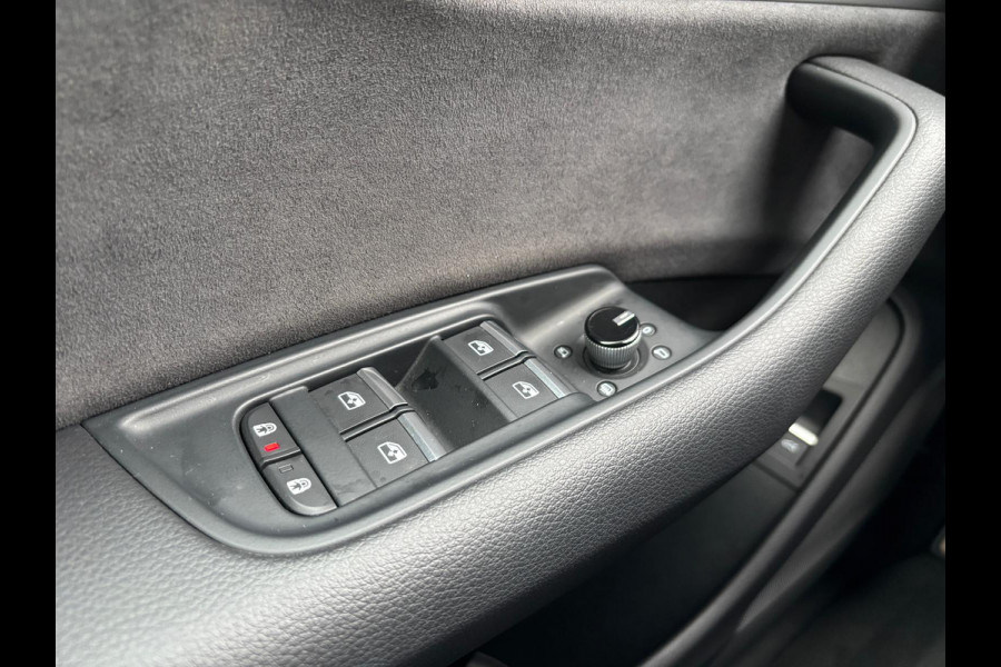 Audi Q8 60 TFSI e quattro Pro Line S Competition PANORAMA DAK ADAPTIVE CRUISE CONTROL ADATIEVE LED KOPLAMPEN VOORSTOELEN MET MEMORY 22 INCH VELGEN