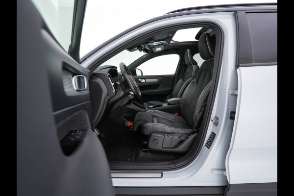 Volvo XC40 Recharge P8 AWD R-Design [ 3-Fase-11kW ] {SOH-89%} (INCL-BTW) *PANO | LEATHER-MICROFIBRE | DIGI-COCKPIT | FULL-LED | NAVI-FULLMAP | ECC | CARPLAY | PDC | KEYLESS | HEATED-SPORTSEATS | BLIS | PRIVACY-GLASS | 20"ALU*