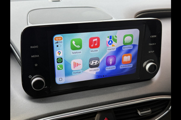 Hyundai Santa Fe 1.6 T-GDI HEV i-Motion | Apple Carplay | Camera | Trekhaak | Stoelverwarming