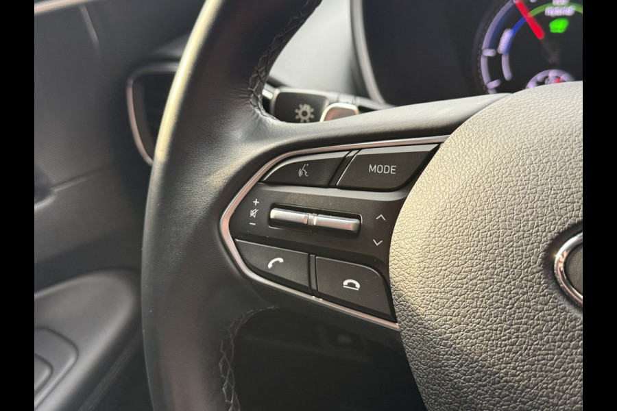 Hyundai Santa Fe 1.6 T-GDI HEV i-Motion | Apple Carplay | Camera | Trekhaak | Stoelverwarming