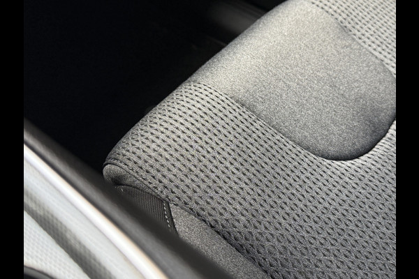 Hyundai Santa Fe 1.6 T-GDI HEV i-Motion | Apple Carplay | Camera | Trekhaak | Stoelverwarming