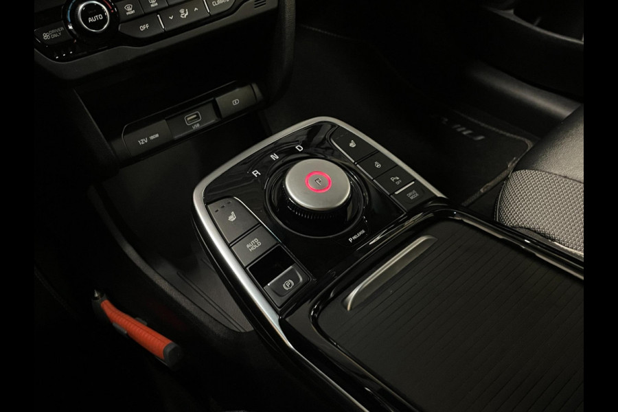 Kia e-Niro DynamicLine 64 kWh|100%SOH|FACELIFT|3-FASE|LEDER|ACC|CARPLAY/ANDROID|CAMERA|STOEL+STUURVERW|IN. BTW|1e EIG|NL-AUTO|NAP|