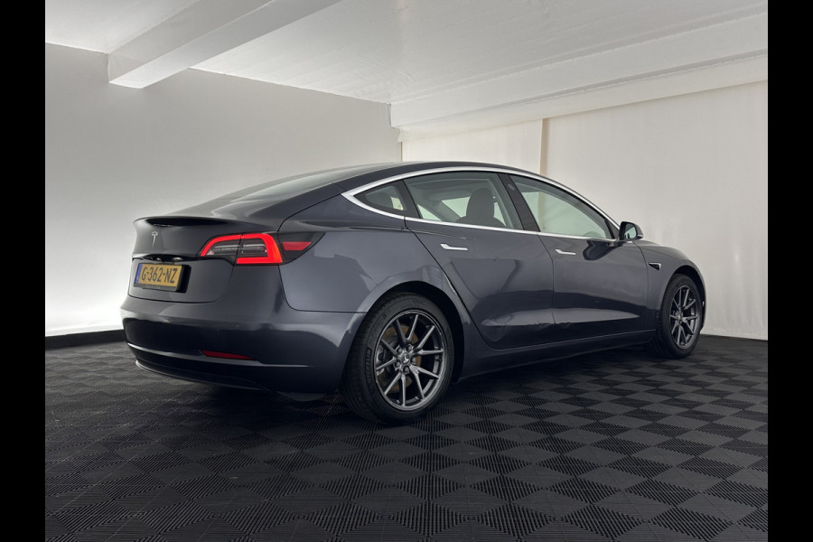 Tesla Model 3 Standard RWD Plus 60 kWh [ 3-Fase ] (INCL-BTW) Aut. *PANO | AUTO-PILOT | LEATHER | KEYLESS | FULL-LED | MEMORY-PACK | TOP-VIEW | DAB | CARPLAY | DIGI-COCKPIT | LANE-ASSIST | COMFORT-SEATS | 18"ALU*