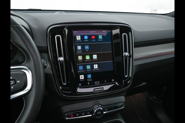 Volvo XC40 Recharge P8 AWD R-Design [ 3-Fase-11kW ] {SOH-89%} (INCL-BTW) *PANO | LEATHER-MICROFIBRE | DIGI-COCKPIT | FULL-LED | NAVI-FULLMAP | ECC | CARPLAY | PDC | KEYLESS | HEATED-SPORTSEATS | BLIS | PRIVACY-GLASS | 20"ALU*