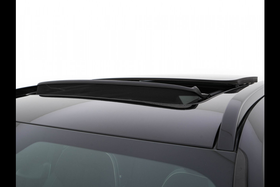 Volvo XC40 Recharge P8 AWD R-Design [ 3-Fase-11kW ] {SOH-89%} (INCL-BTW) *PANO | LEATHER-MICROFIBRE | DIGI-COCKPIT | FULL-LED | NAVI-FULLMAP | ECC | CARPLAY | PDC | KEYLESS | HEATED-SPORTSEATS | BLIS | PRIVACY-GLASS | 20"ALU*