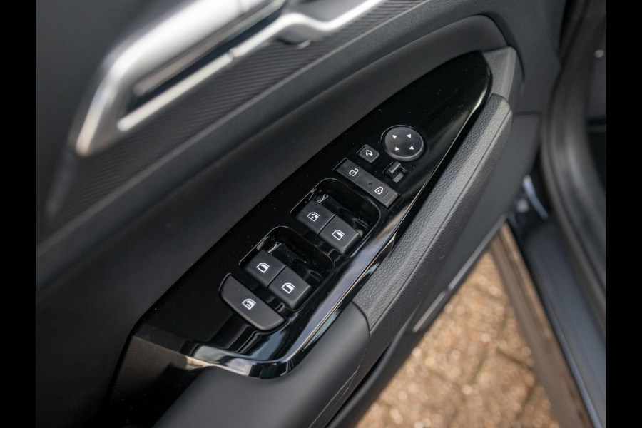 Kia Sportage 1.6 T-GDi Plug-in Hybrid AWD DynamicPlusLine | Pano dak | Stoel & stuurverwarming | Direct leverbaar!